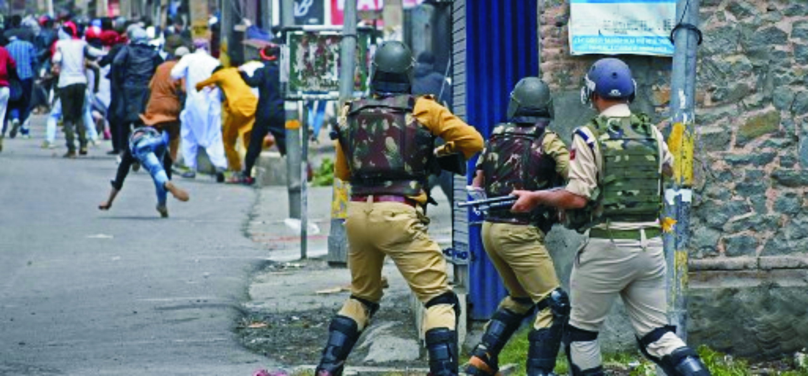 जम्मू-कश्मीर विवादः संवैधानिक और सैनिक समाधान की विफलता