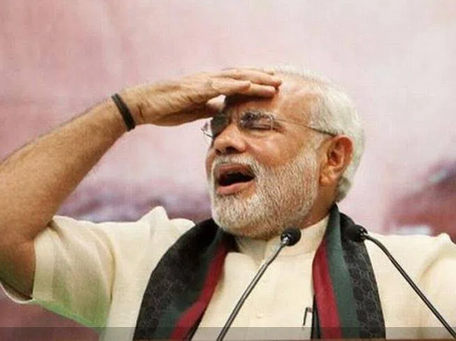विपक्ष की तलाश में मोदी !