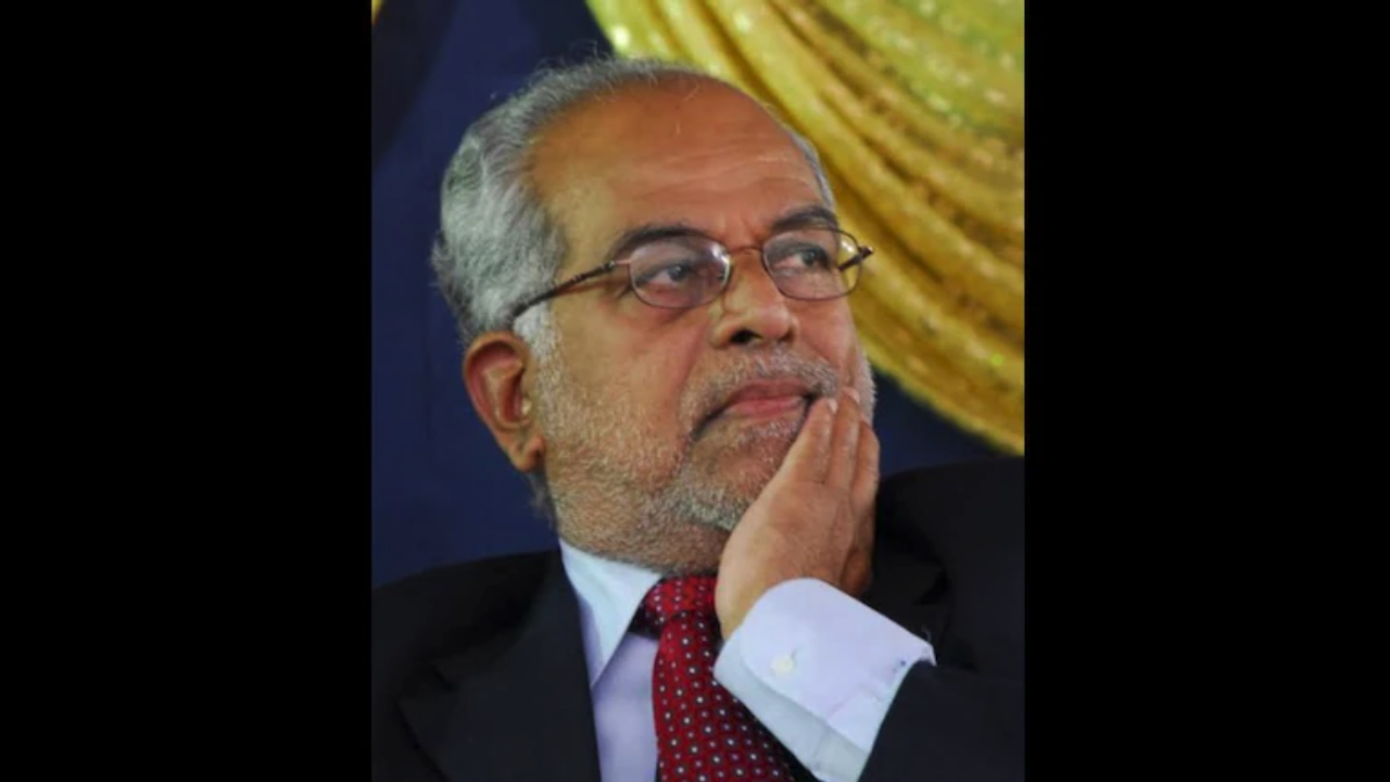 विपक्ष के उपराष्ट्रपति पद के उम्मीदवार, न्यायमूर्ति (सेवानिवृत्त) बी सुदर्शन रेड्डी के साथ पत्रकार का साक्षात्कार